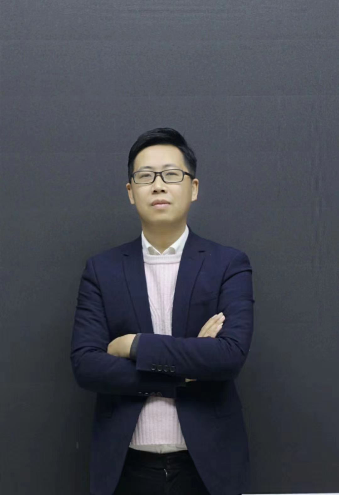 刘佳